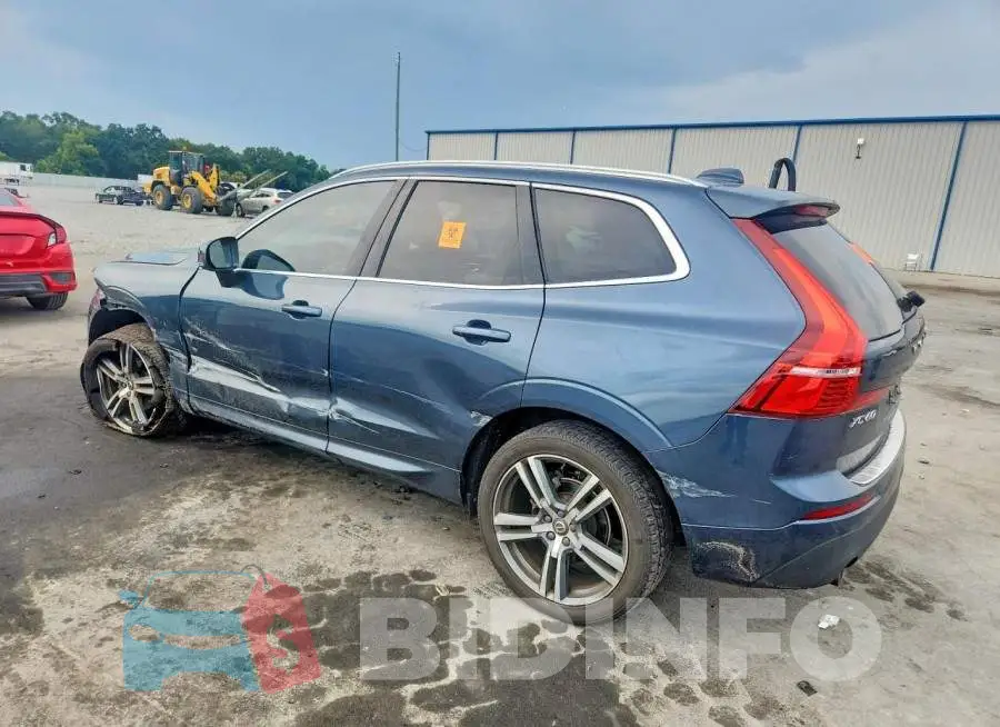 YV4102DK9M1798426 Photo# 2