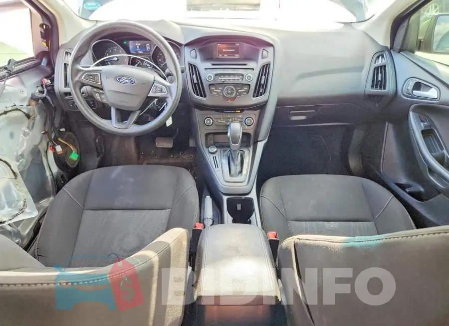 1FADP3F23HL304916 Photo# 8