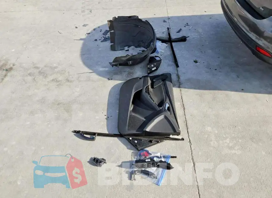 1FADP3F23HL304916 Photo# 12