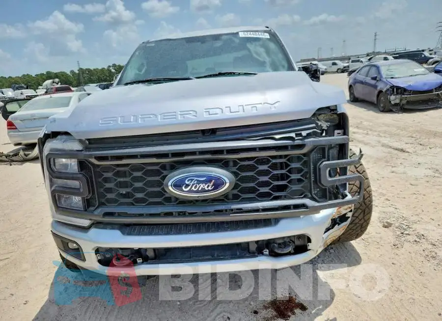 1FT8W2BT2PED87443 Photo# 5