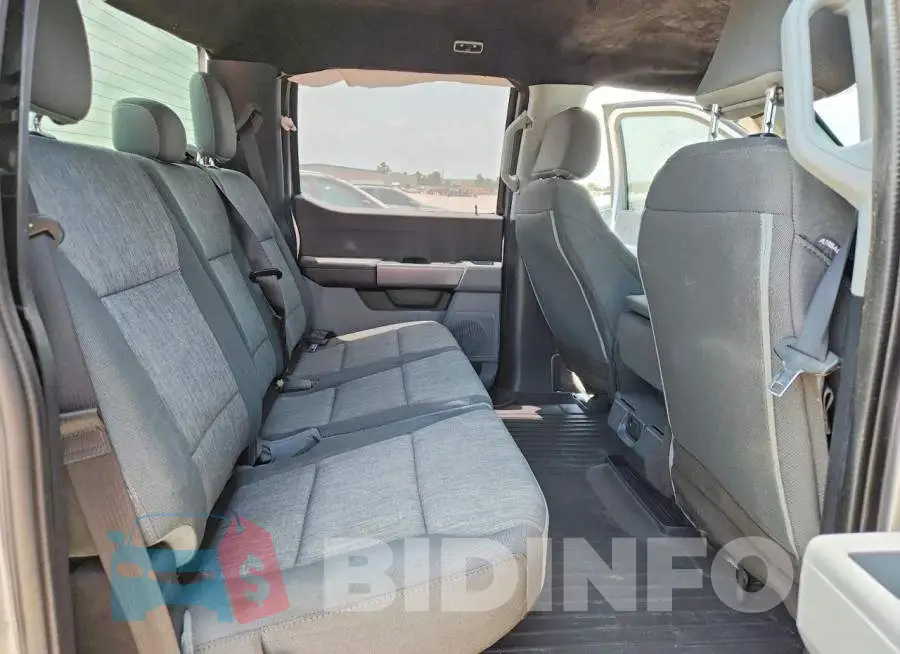 1FT8W2BT2PED87443 Photo# 10