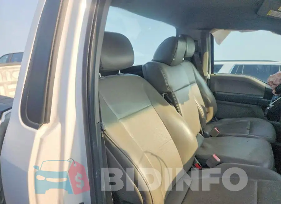 1FTMF1C53JKC18694 Photo# 10