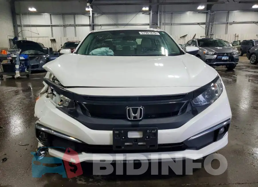 19XFC1F30KE001555 Photo# 5