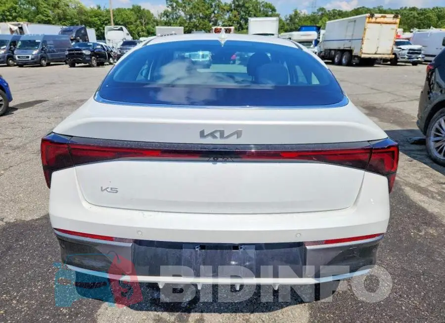 KNAG24J75T5444717 Photo# 6