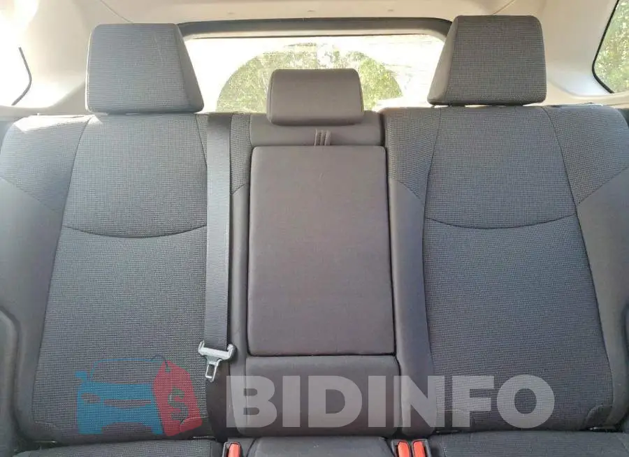2T3G1RFV3KW083070 Photo# 10
