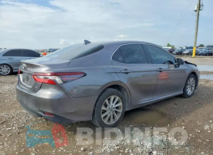 4T1C11AK2PU179964 Photo# 3
