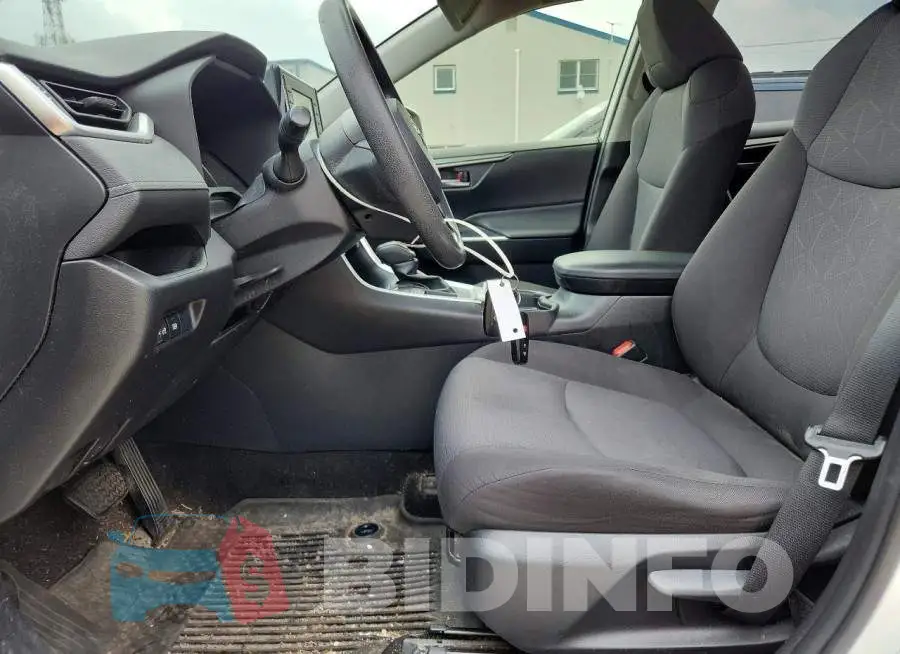 JTMW1RFV2KD012189 Photo# 7