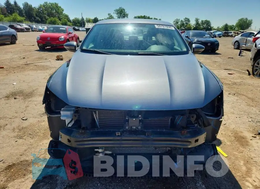 1VWDT7A37HC041761 Photo# 5