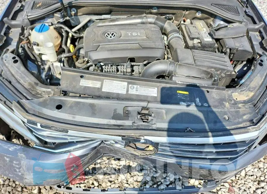 1VWGT7A30HC028038 Photo# 11