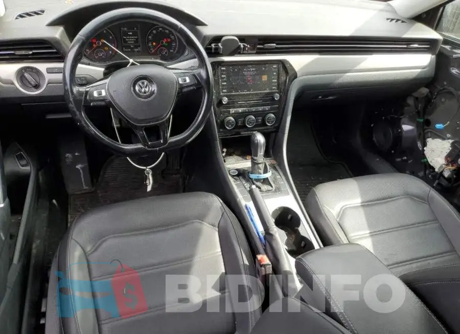 1VWSA7A3XLC026533 Photo# 8