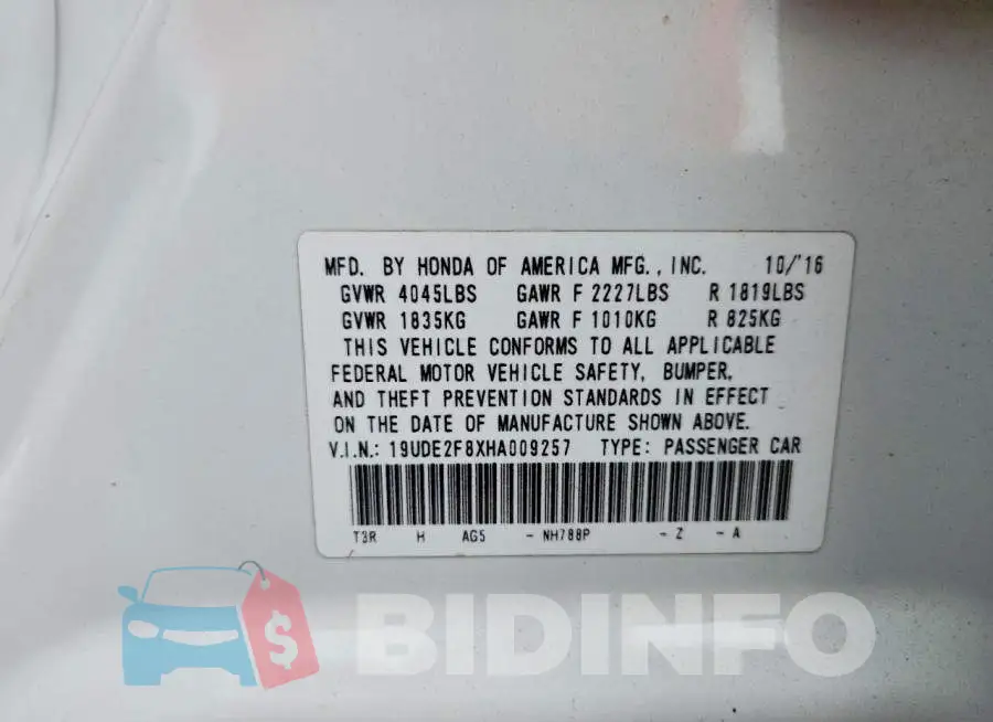 19UDE2F8XHA009257 Photo# 12