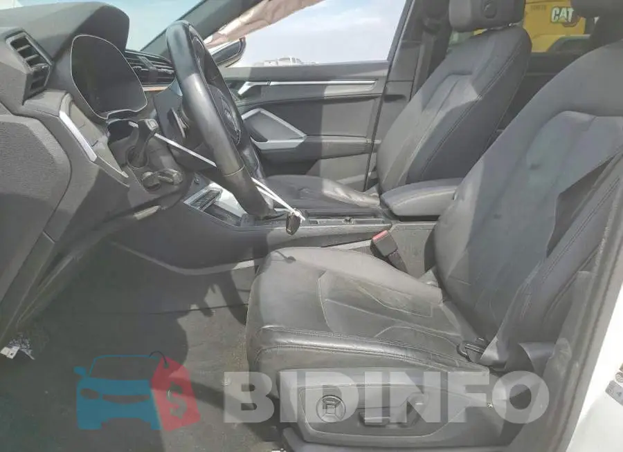 WA1DECF37M1021203 Photo# 7