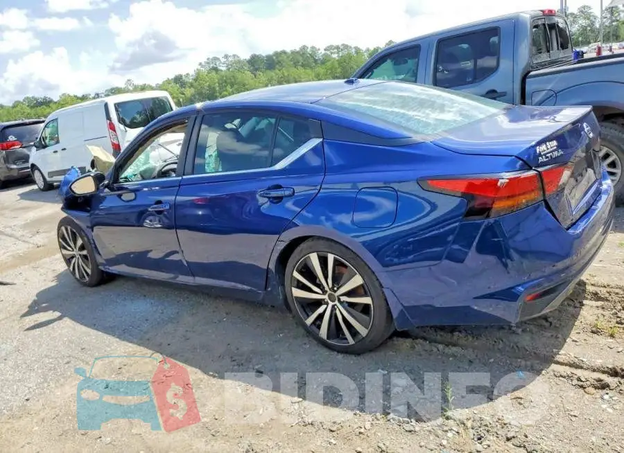1N4BL4CV7KC182124 Photo# 2