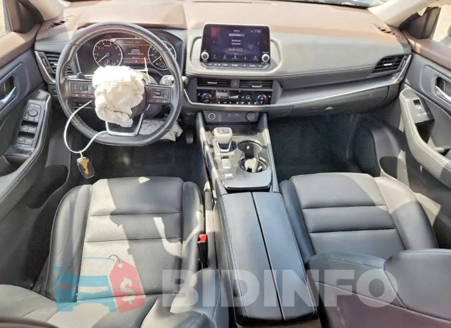 5N1BT3BA3PC777994 Photo# 8