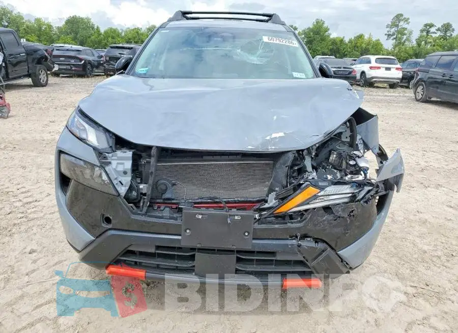 5N1BT3BB5TC734244 Photo# 5