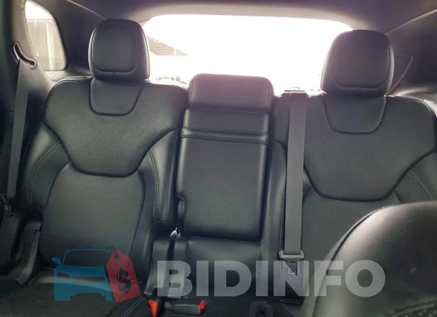 1C4PJLDN8KD340964 Photo# 10