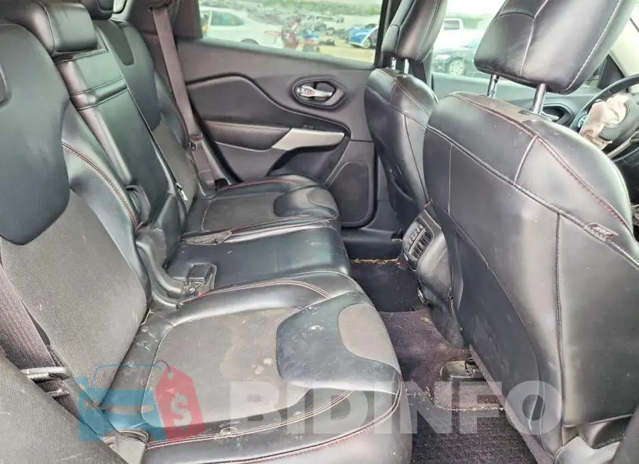 1C4PJMBS8HW569947 Photo# 11