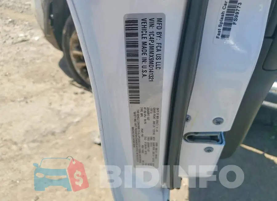 1C4PJMMX9MD141321 Photo# 12