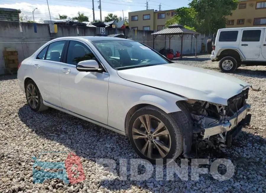 55SWF8DB4LU324155 Photo# 4