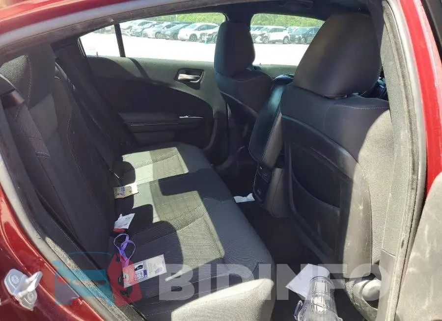 2C3CDXBG8KH507137 Photo# 10