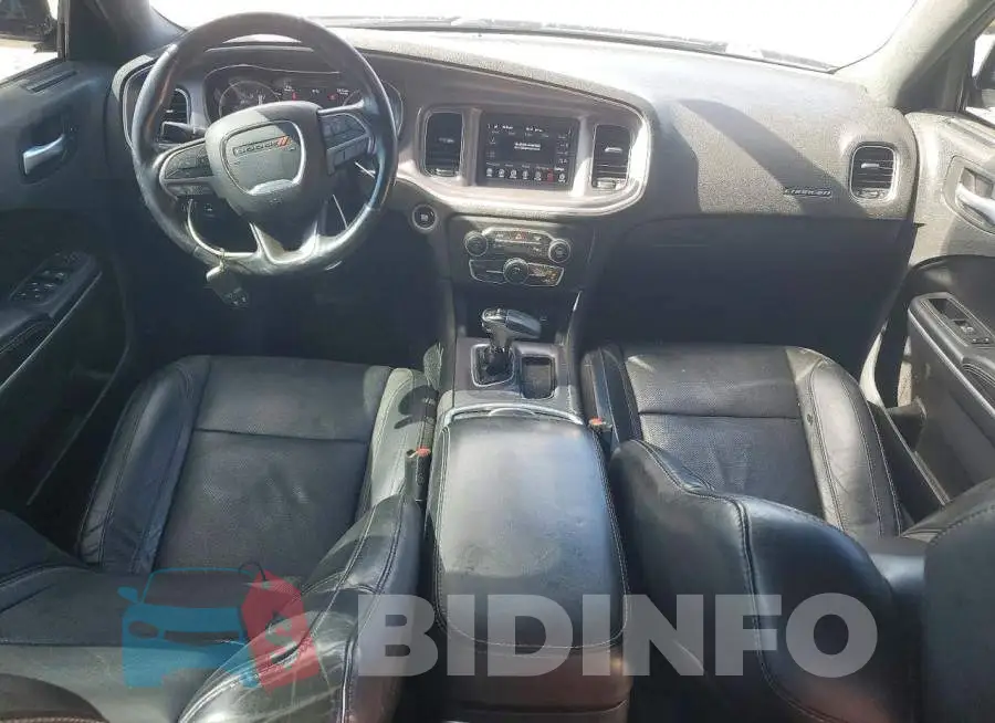 2C3CDXBGXKH725693 Photo# 8