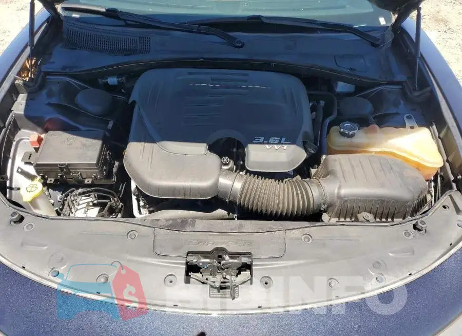 2C3CDXHG3KH670981 Photo# 11