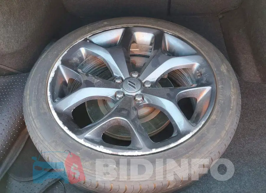 2C3CDXHG3KH670981 Photo# 12