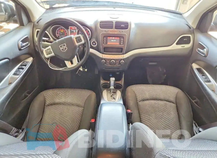 3C4PDCAB6LT270586 Photo# 8