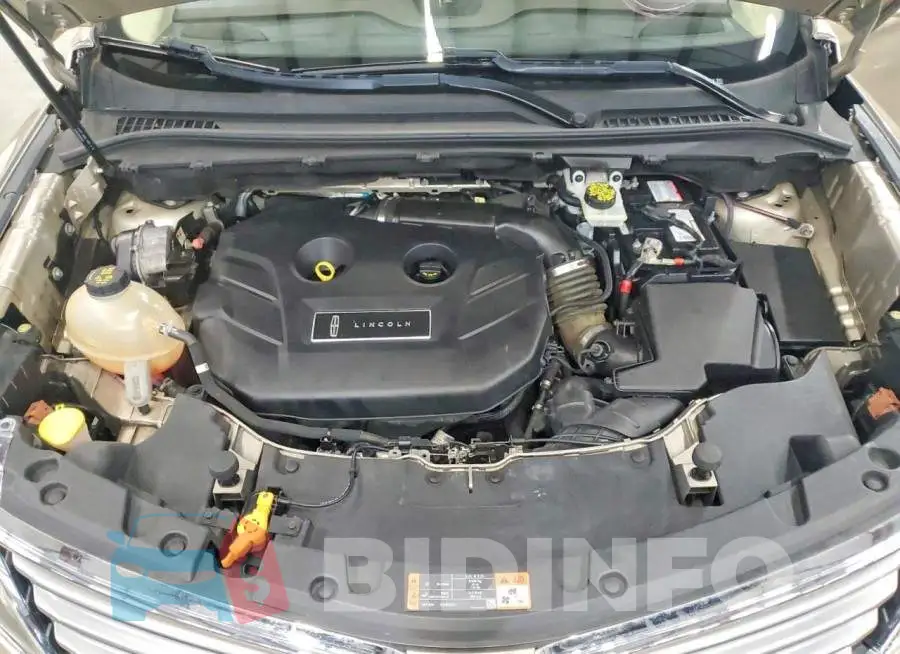 5LMCJ2D95HUL62174 Photo# 12