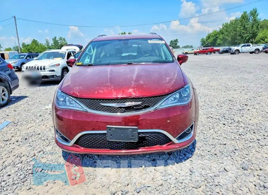 2C4RC1BG3HR711885 Photo# 5