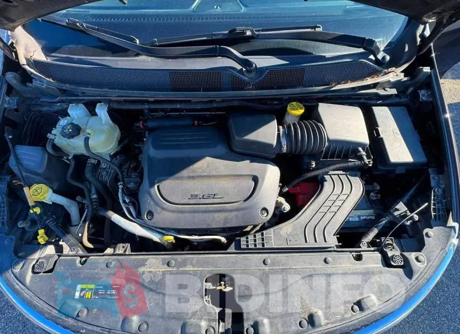 2C4RC1BG4LR106525 Photo# 7