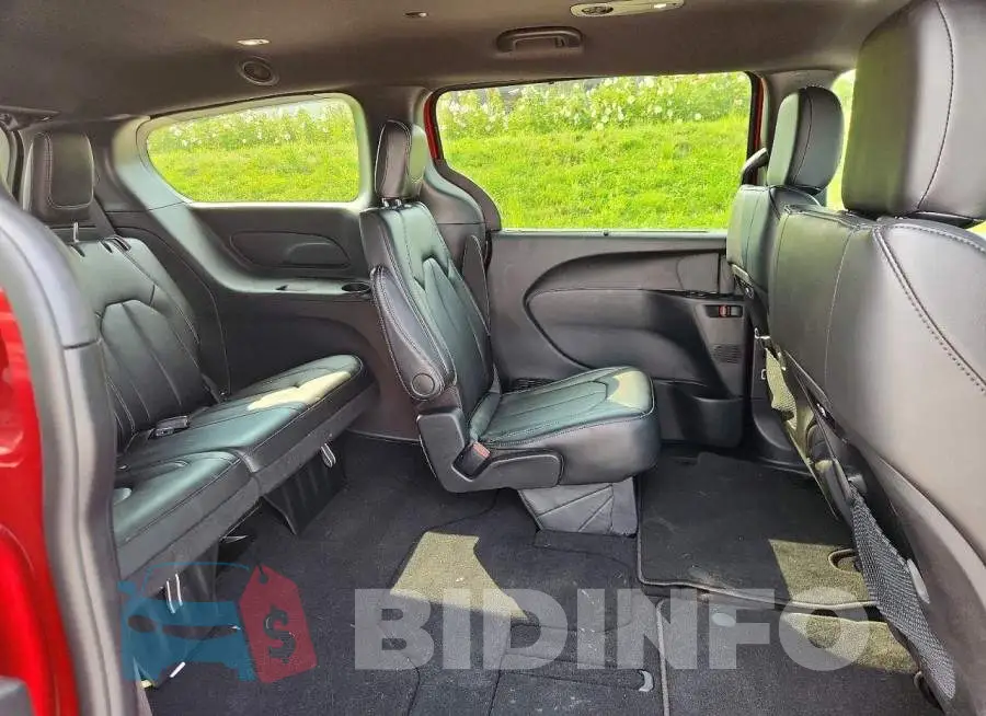 2C4RC1BGXVR580207 Photo# 11
