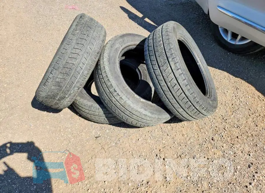 2C4RC1EG2HR754240 Photo# 13
