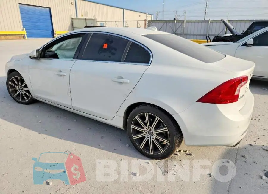 LYV402TK1HB134380 Photo# 2