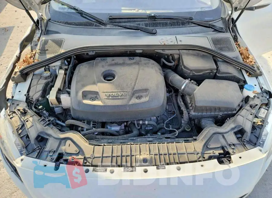 LYV402TK1HB134380 Photo# 11