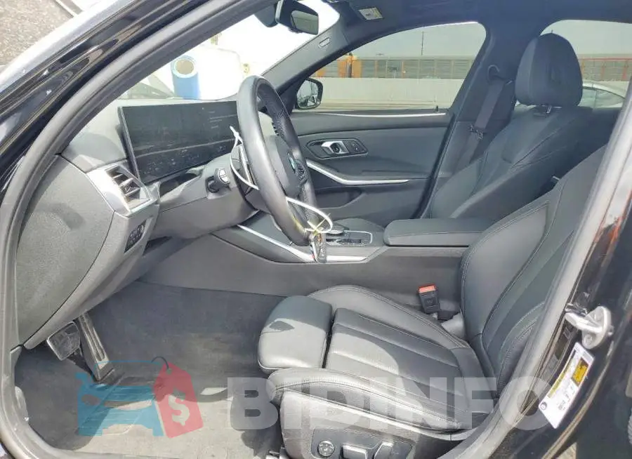 3MW69FF04R8E83972 Photo# 7