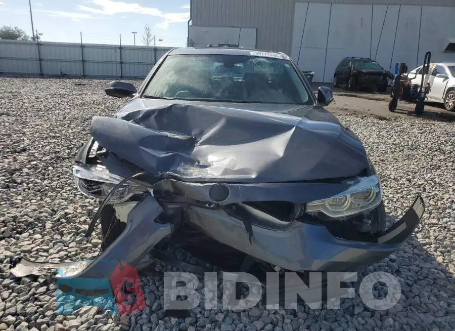 WBA8A9C59JAD28007 Photo# 5