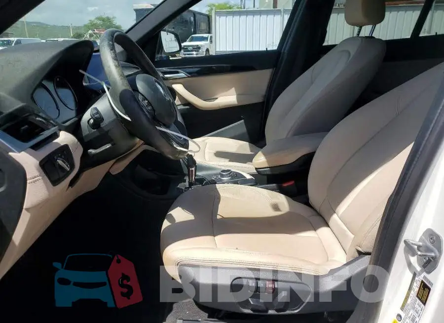 WBXJG7C04L5P60611 Photo# 7