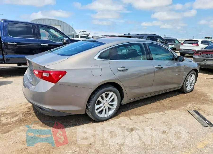 1G1ZD5ST2JF217623 Photo# 3