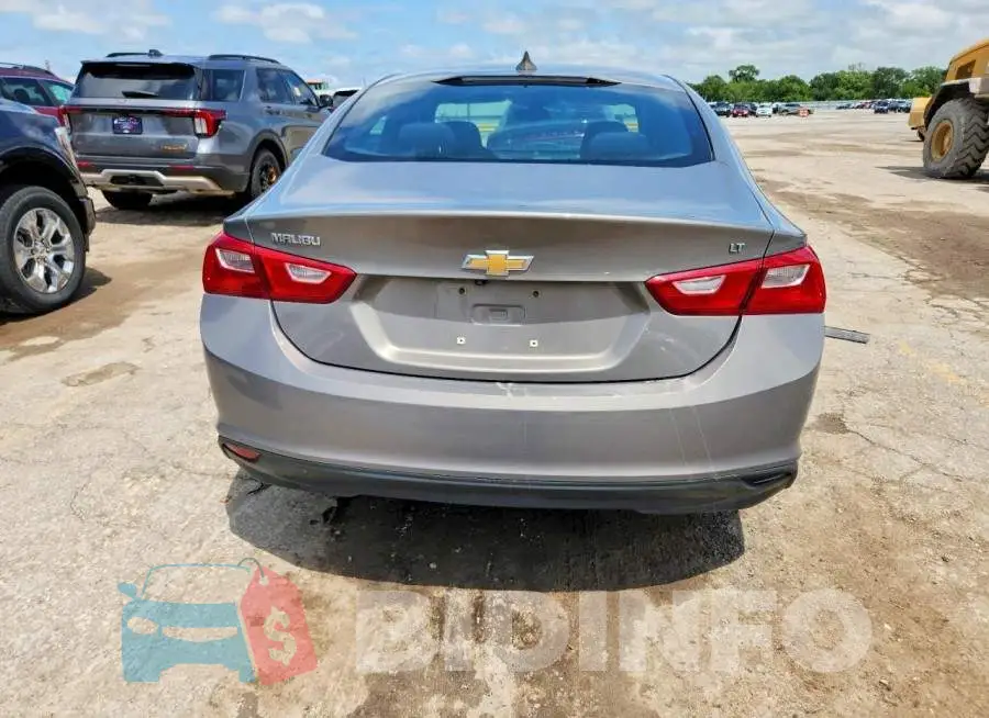 1G1ZD5ST2JF217623 Photo# 6