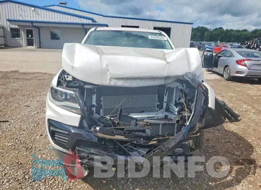 1GCHSBEA7N1238617 Photo# 5