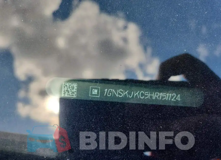 1GNSKJKC5HR151124 Photo# 12