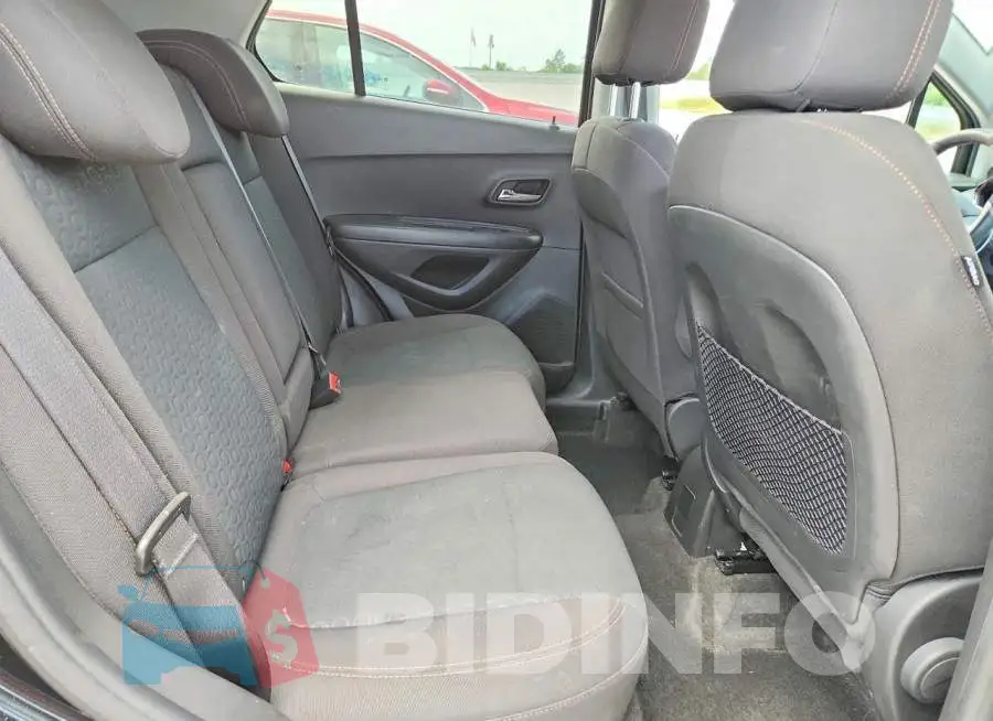 KL7CJNSB0MB358681 Photo# 11