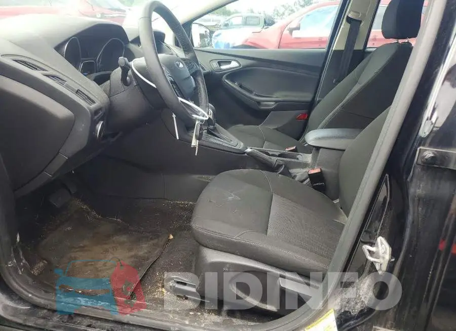 1FADP3F2XHL240874 Photo# 7