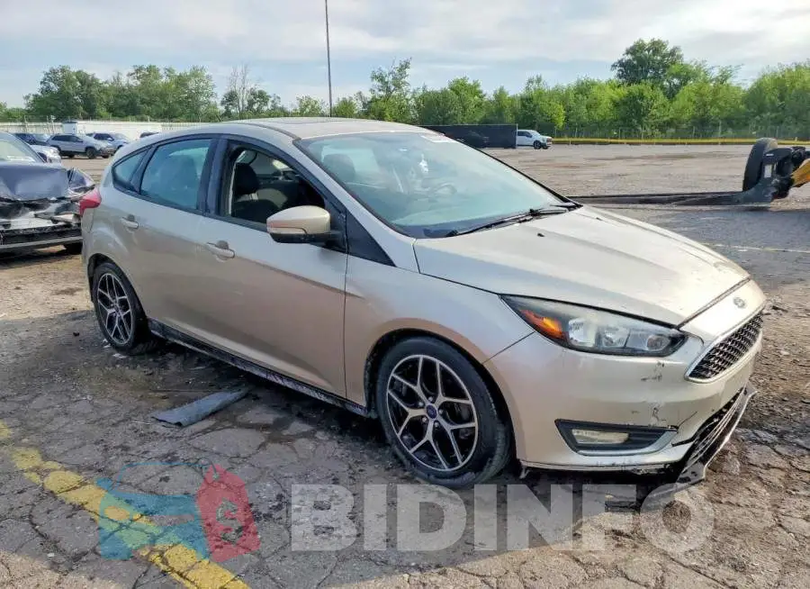 1FADP3M20JL210159 Photo# 4