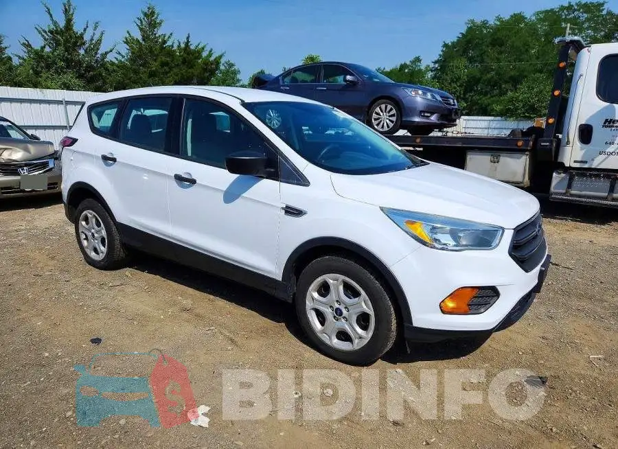 1FMCU0F71HUE82306 Photo# 4