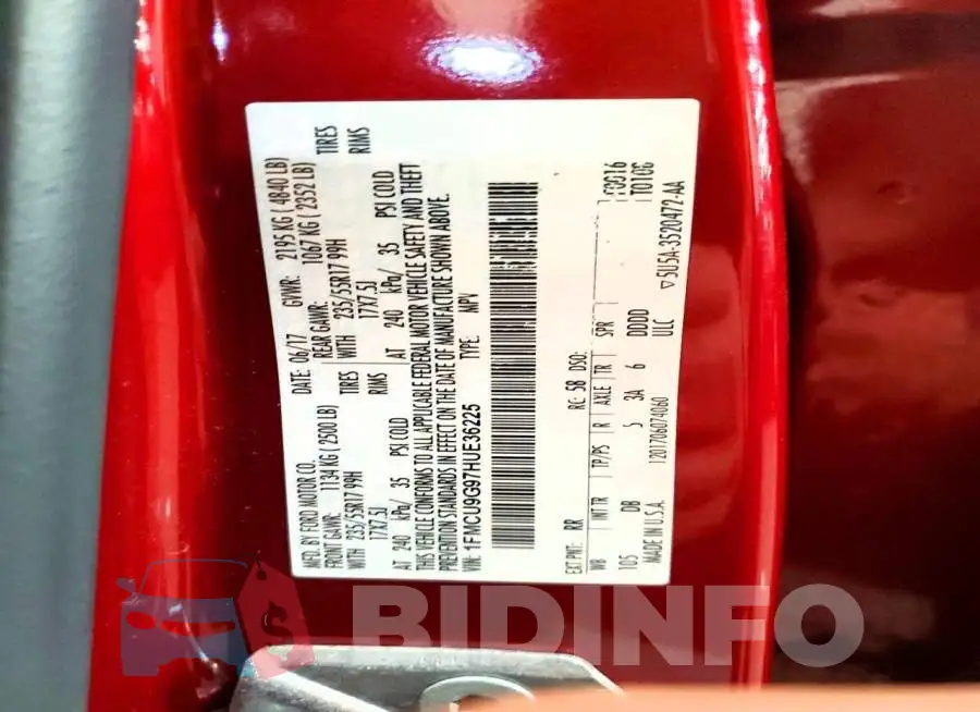 1FMCU9G97HUE36225 Photo# 13