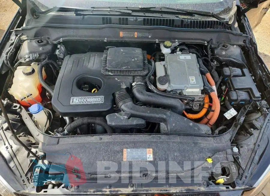 3FA6P0LU1KR106552 Photo# 11