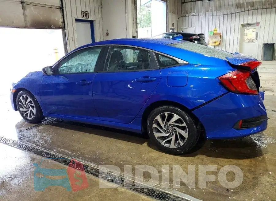 19XFC2F77HE206744 Photo# 2