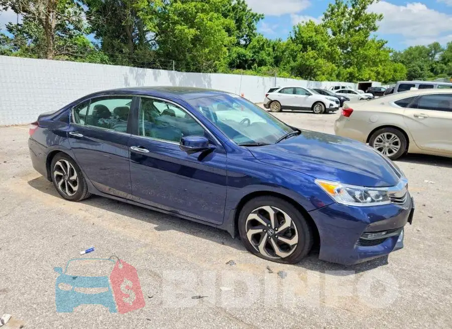 1HGCR2F88HA262786 Photo# 4